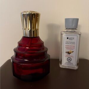 Luxurious Red and Gold Fragrance Lamp